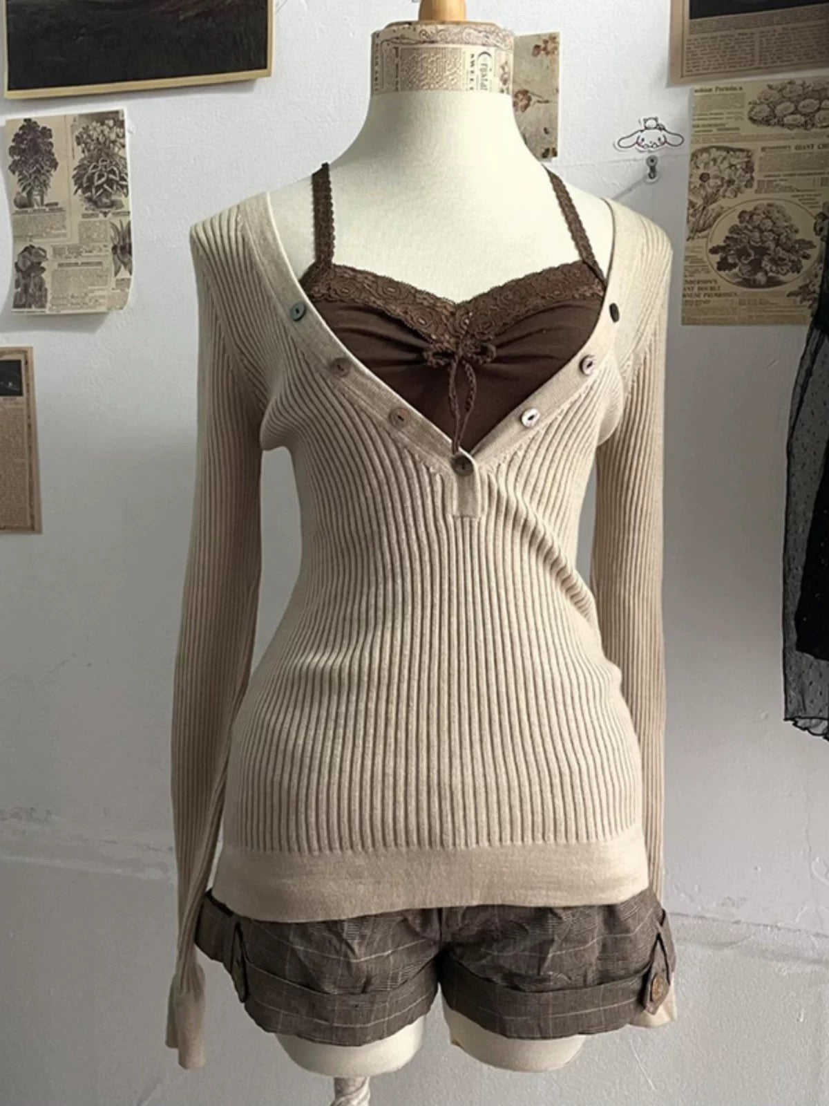 Beige cotton sleeved tanktop