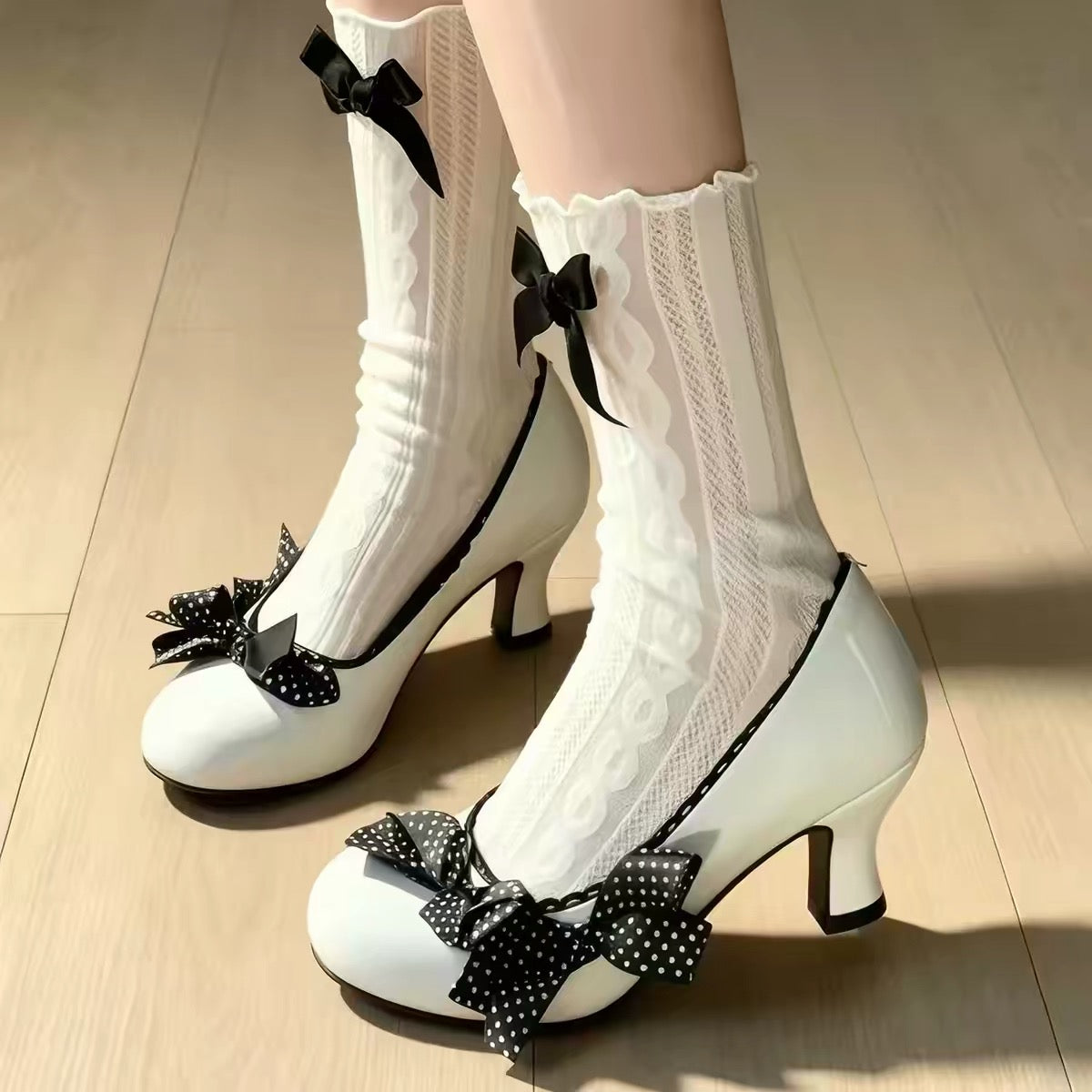 vintage ribbon pumps